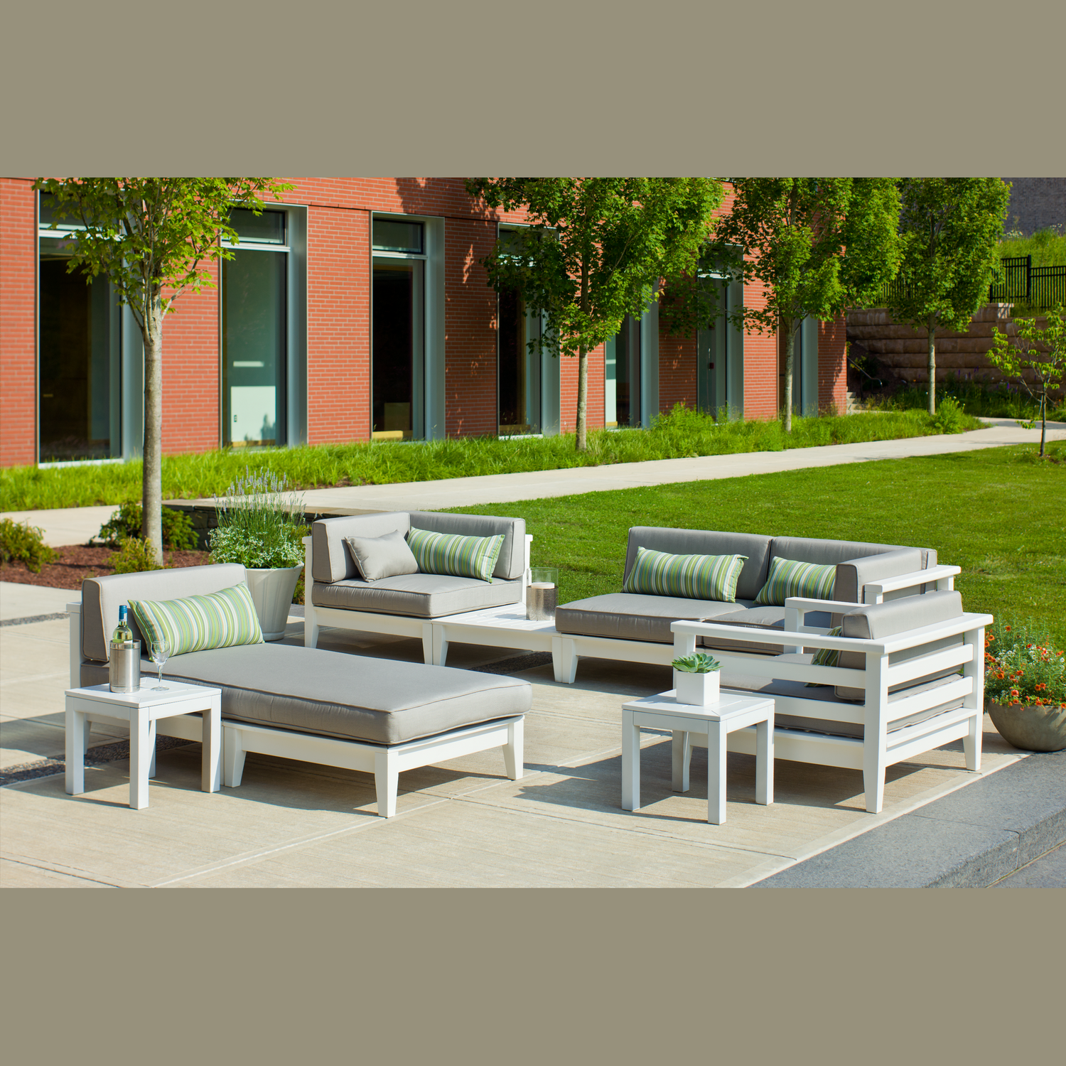 Seaside Casual Cambridge Sectional Corner (001)